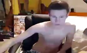 Lovely gay teen jerking off and dancing in front of his computer