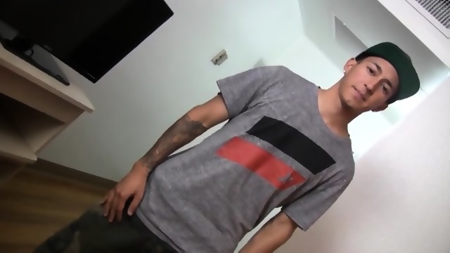 Latino guy jerking off solo