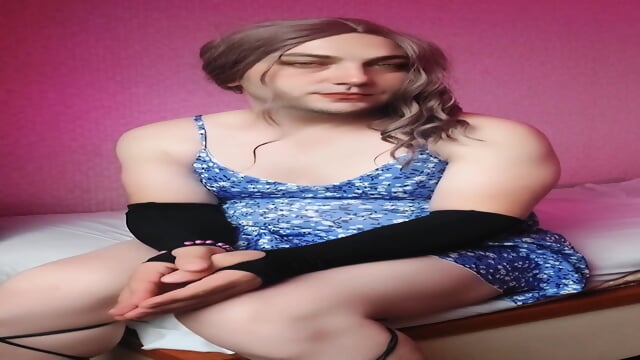 hot__n_yummy_18yo_wank___-hot-n-yummy-18yo-wank