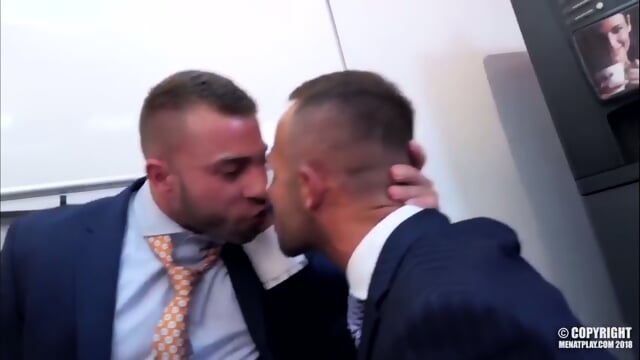 Hung Stud Fucks Tight Ass