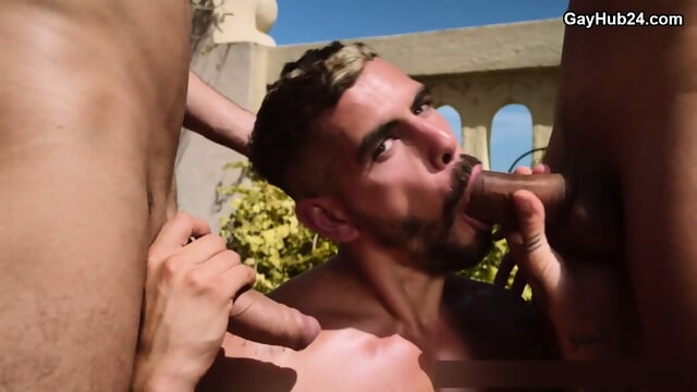 Muscle Dude Takes 2 Huge Cocks in His Ass, Gets Bred and Loaded