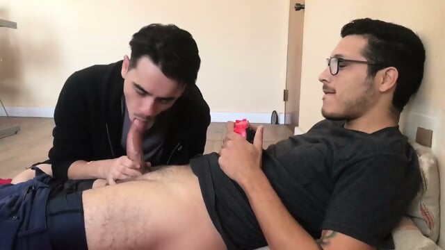 Hung Gamer Dude Pounds My Ass