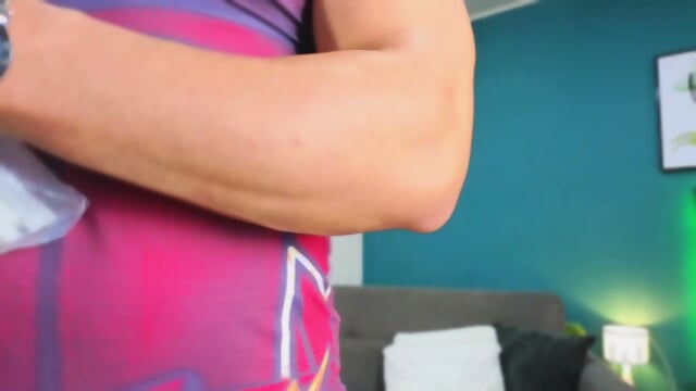 Hung Stud Busts a Load