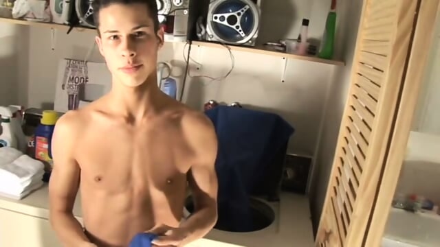 Superman's Thick Cock Gets Rammed in the Laundry Room